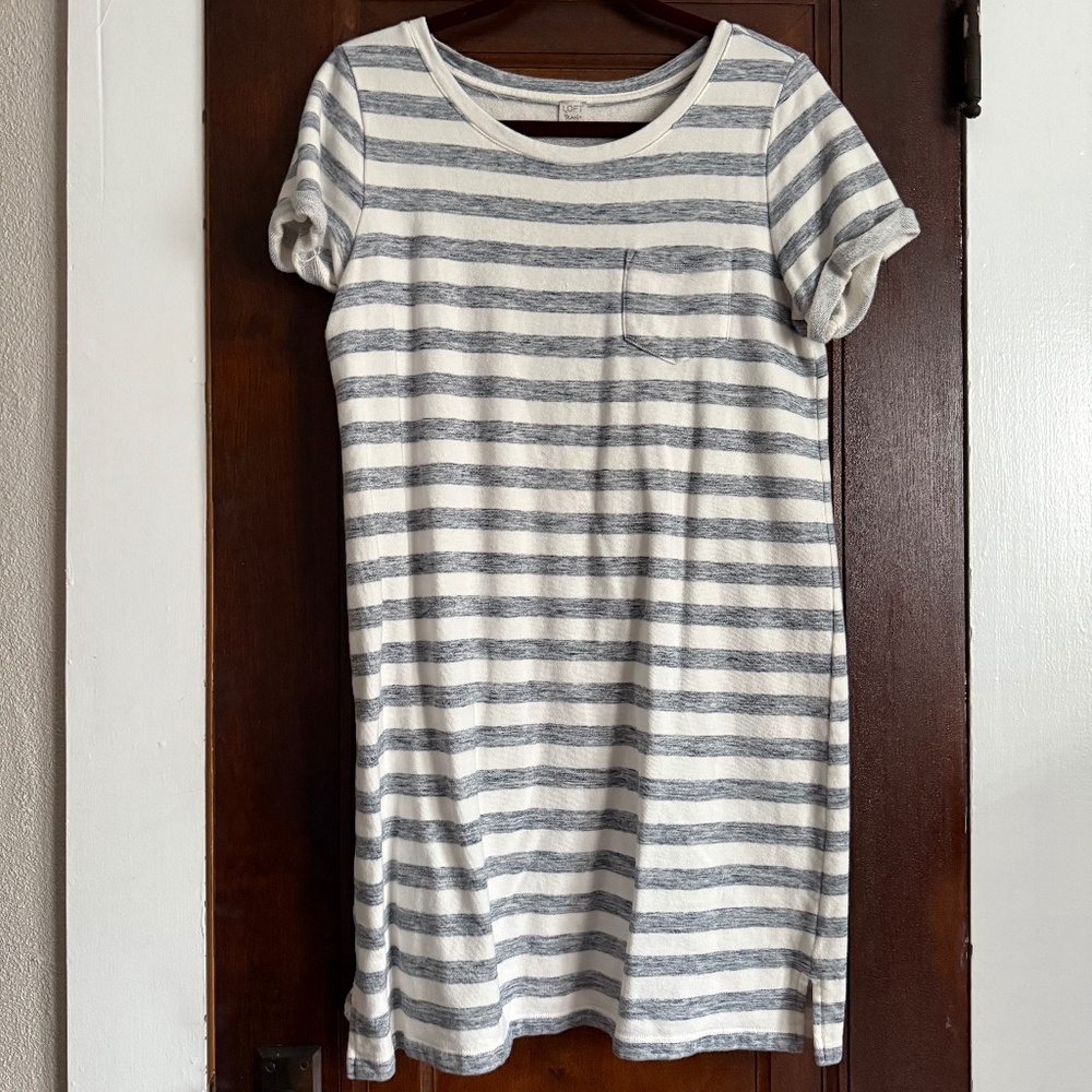 Loft beach dress size medium